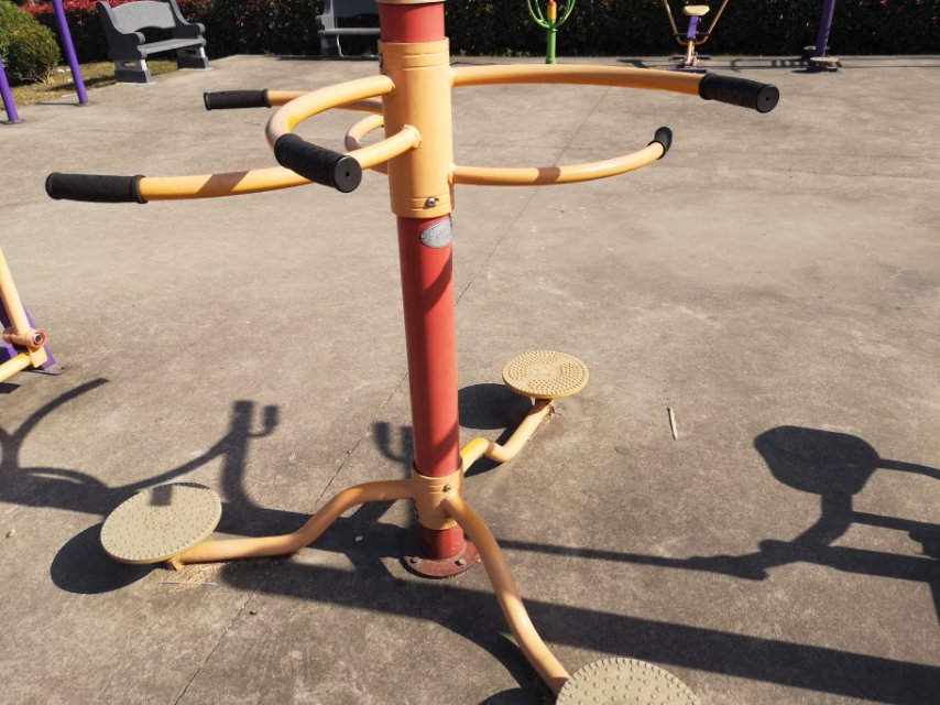 三人轉(zhuǎn)腰器