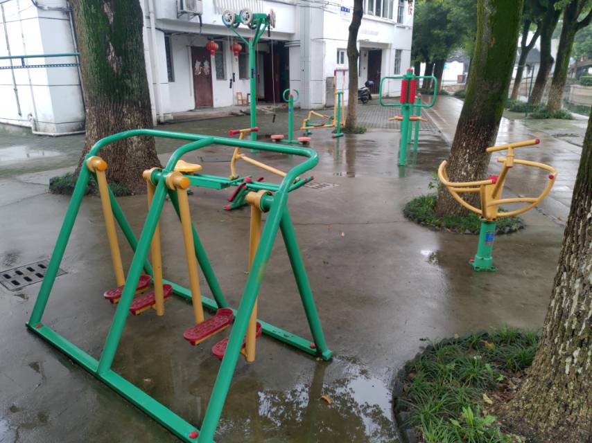 下塘居委會（前進）健身點