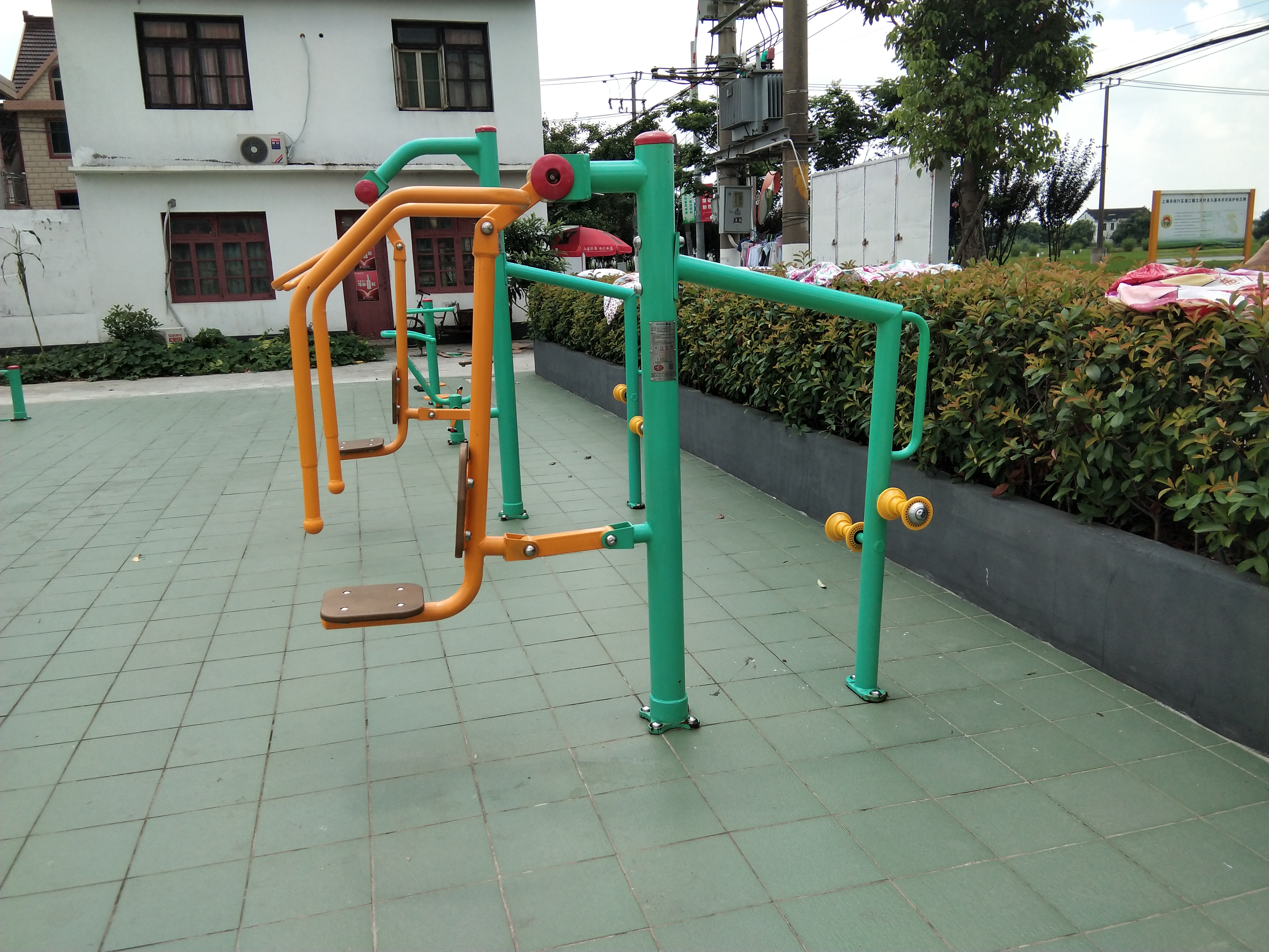 坐推訓(xùn)練器