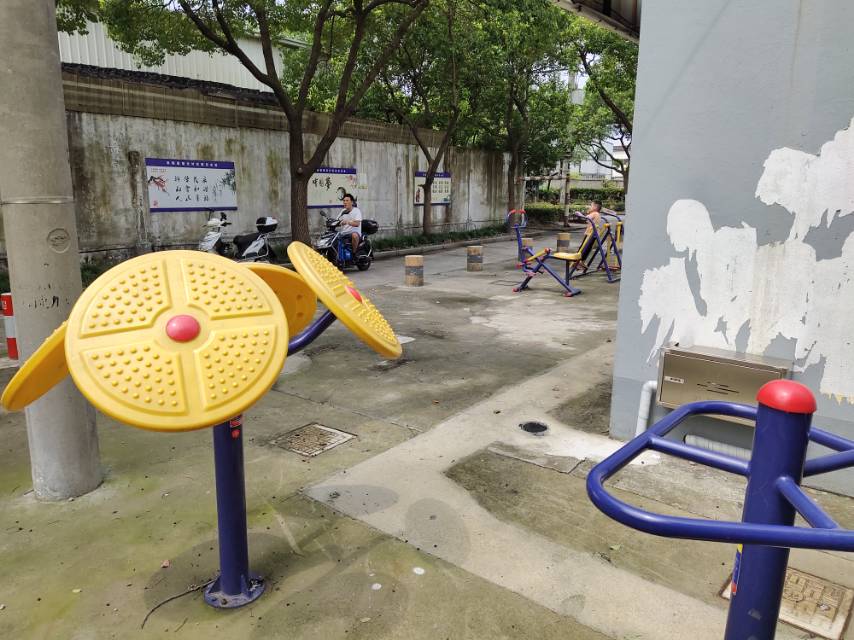 曙光村健身點(diǎn)（4）