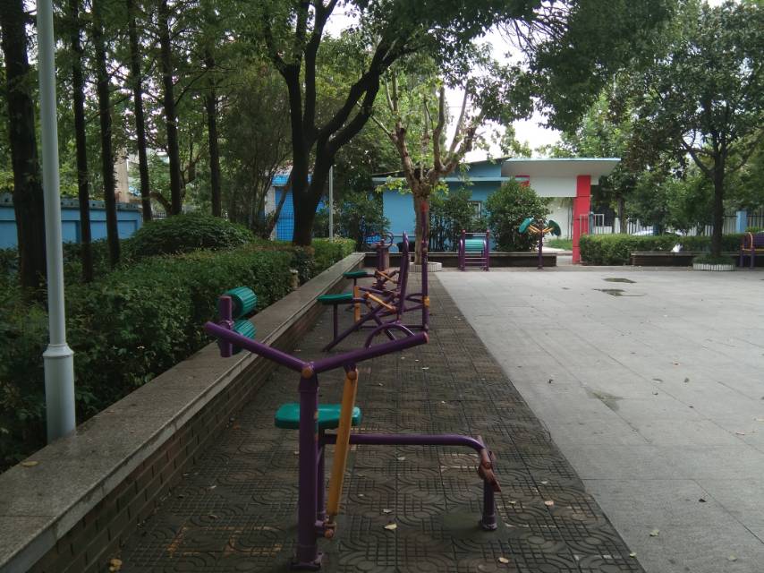 馬涇橋二村市民健身苑點(diǎn)