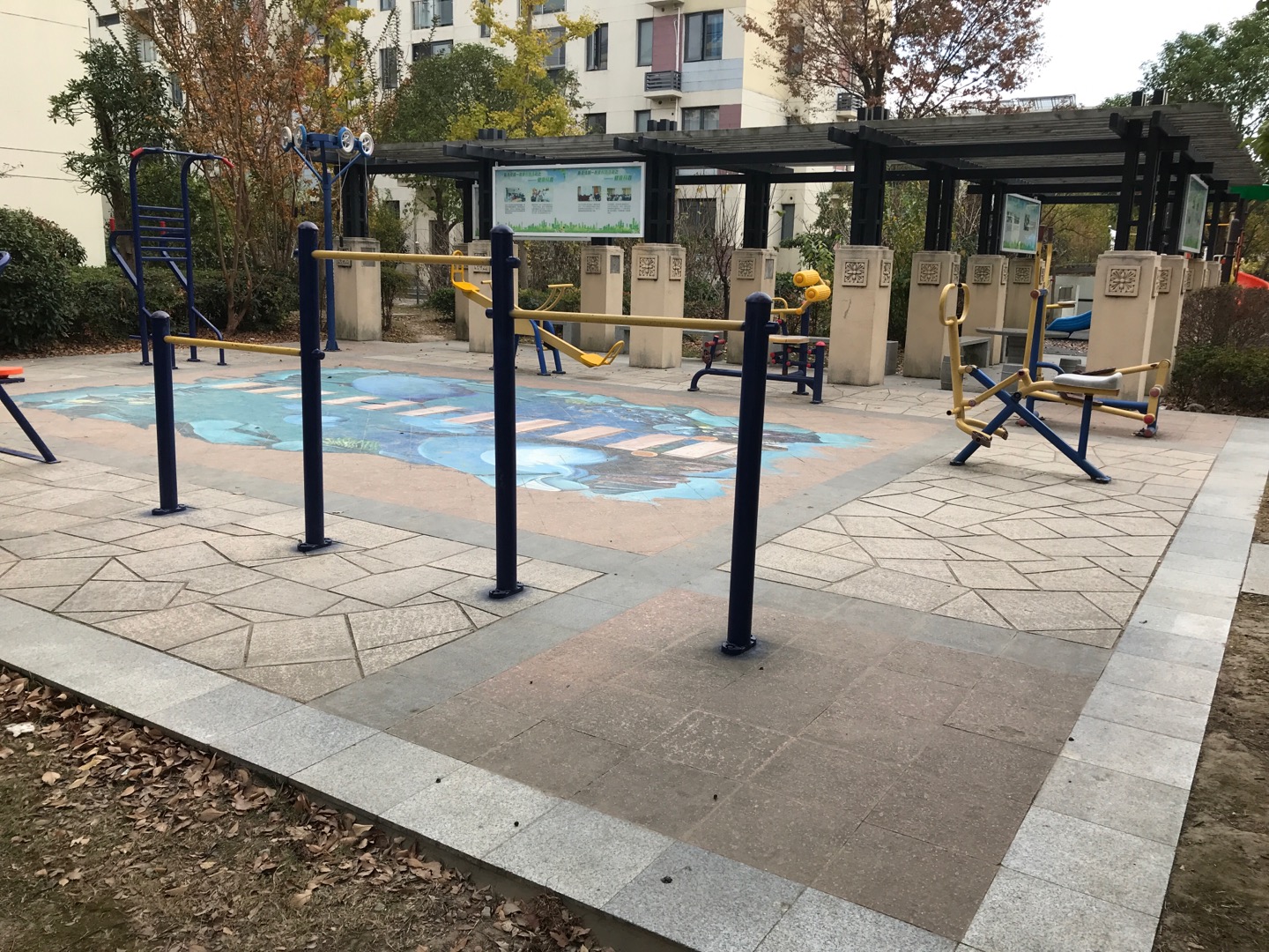 竹柏路333弄東側(cè)健身苑點(diǎn)