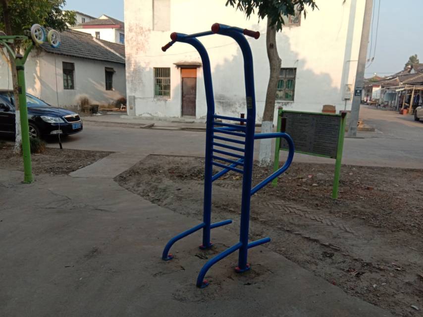 多功能訓(xùn)練器