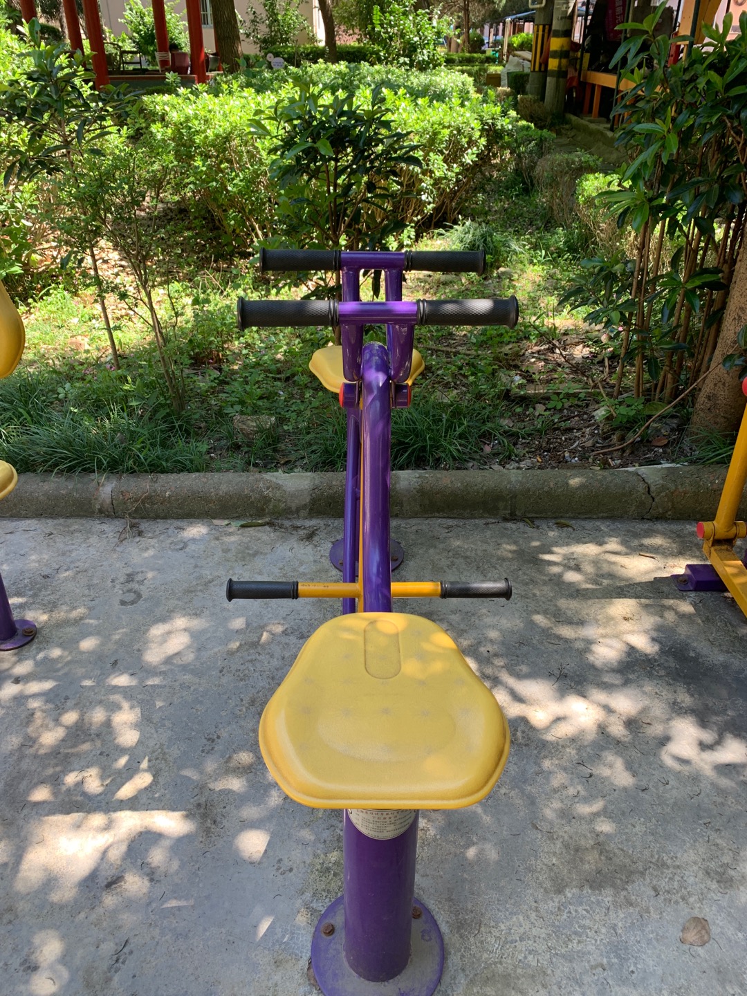 下肢康復(fù)器