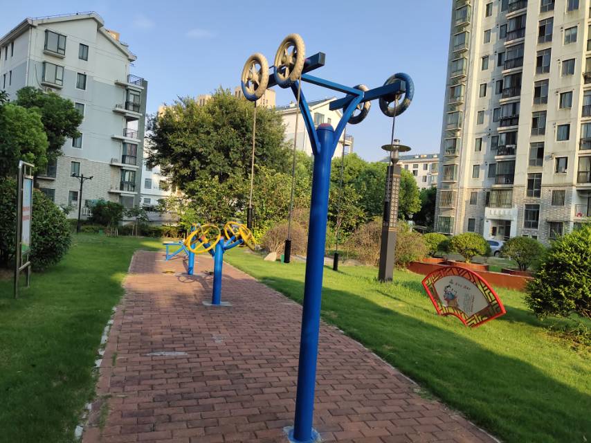 嘉匯社區(qū)怡華家園小區(qū)健身點