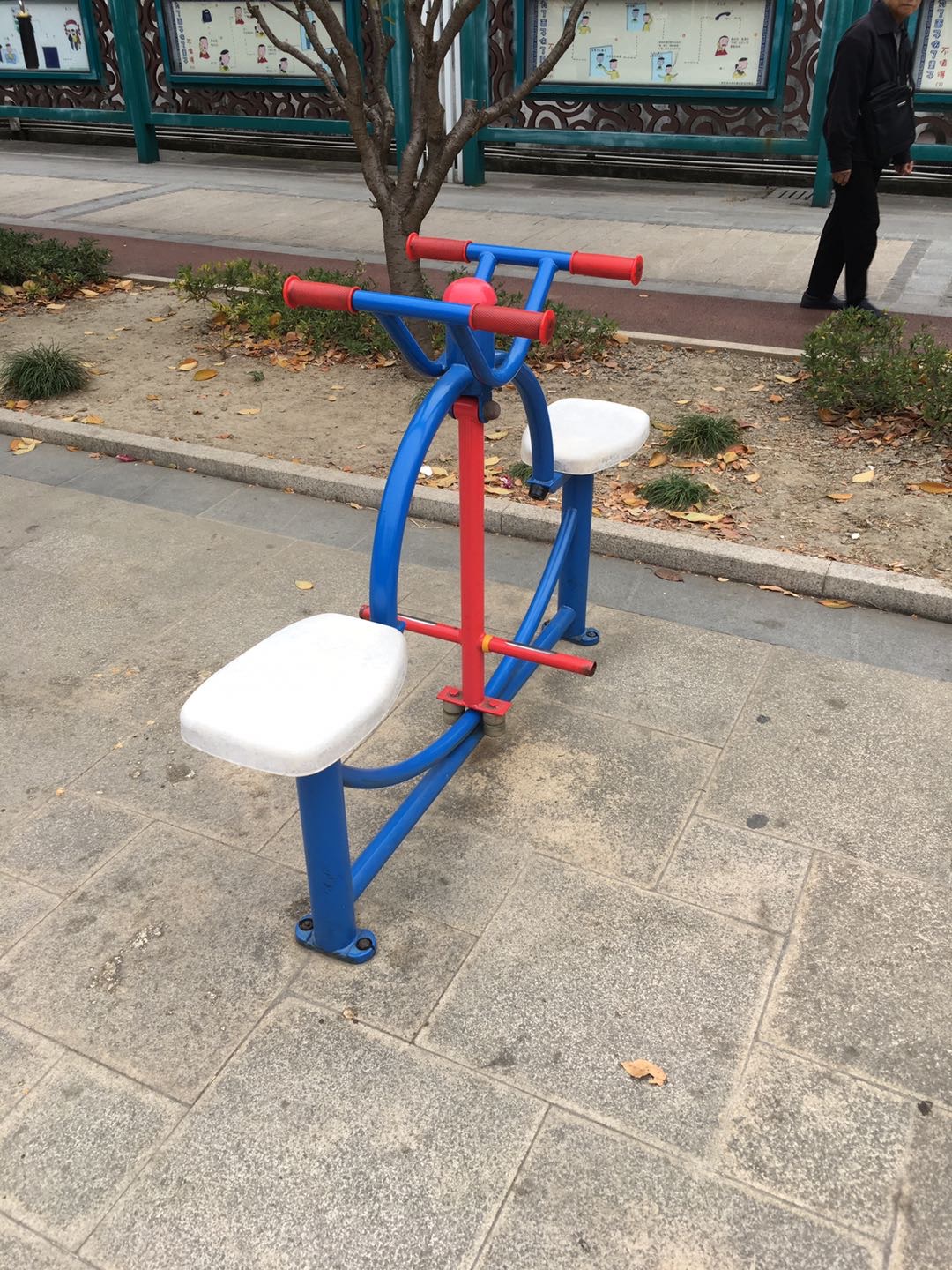 下肢康復(fù)器