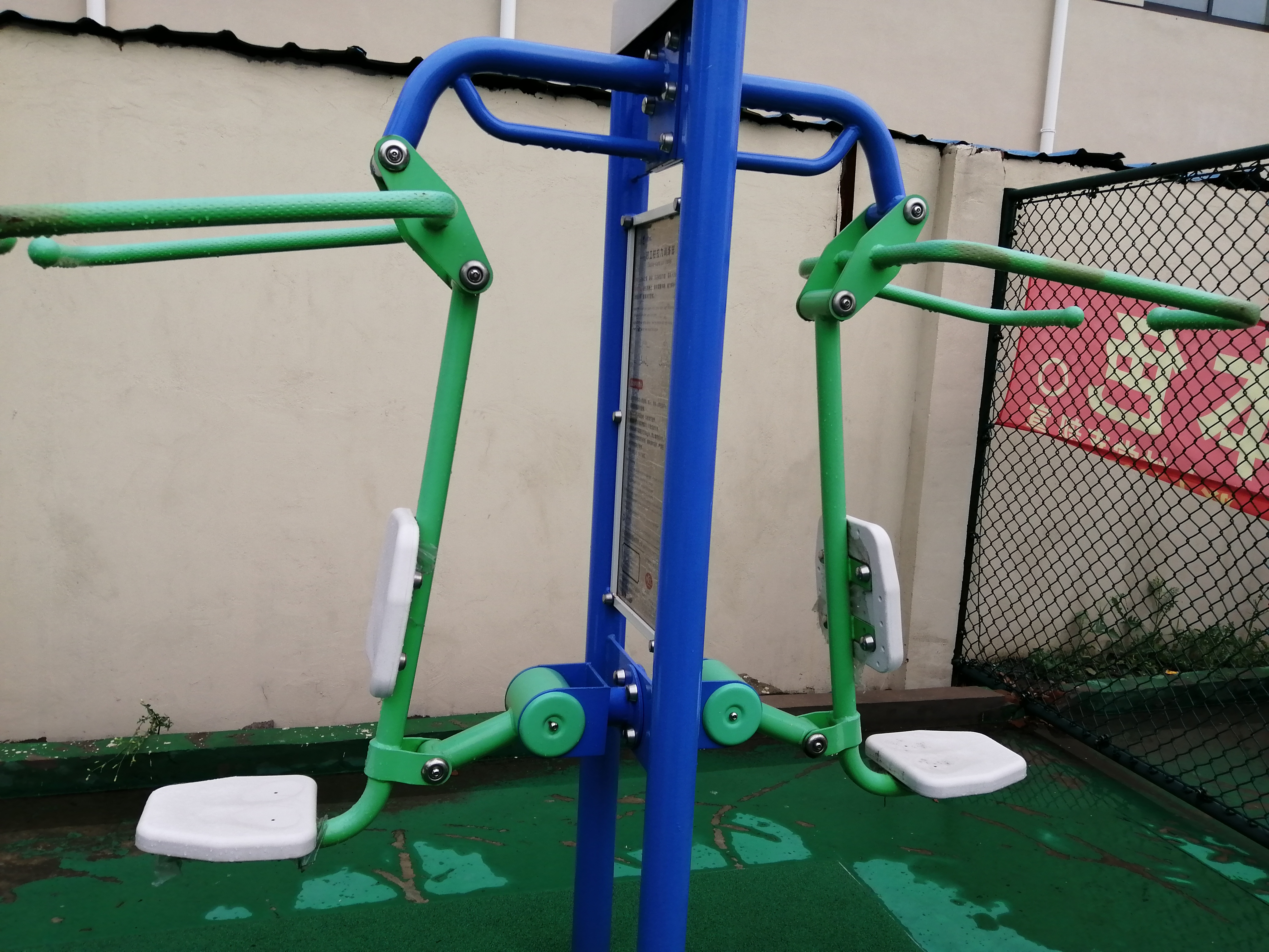 雙立柱拉力訓練器