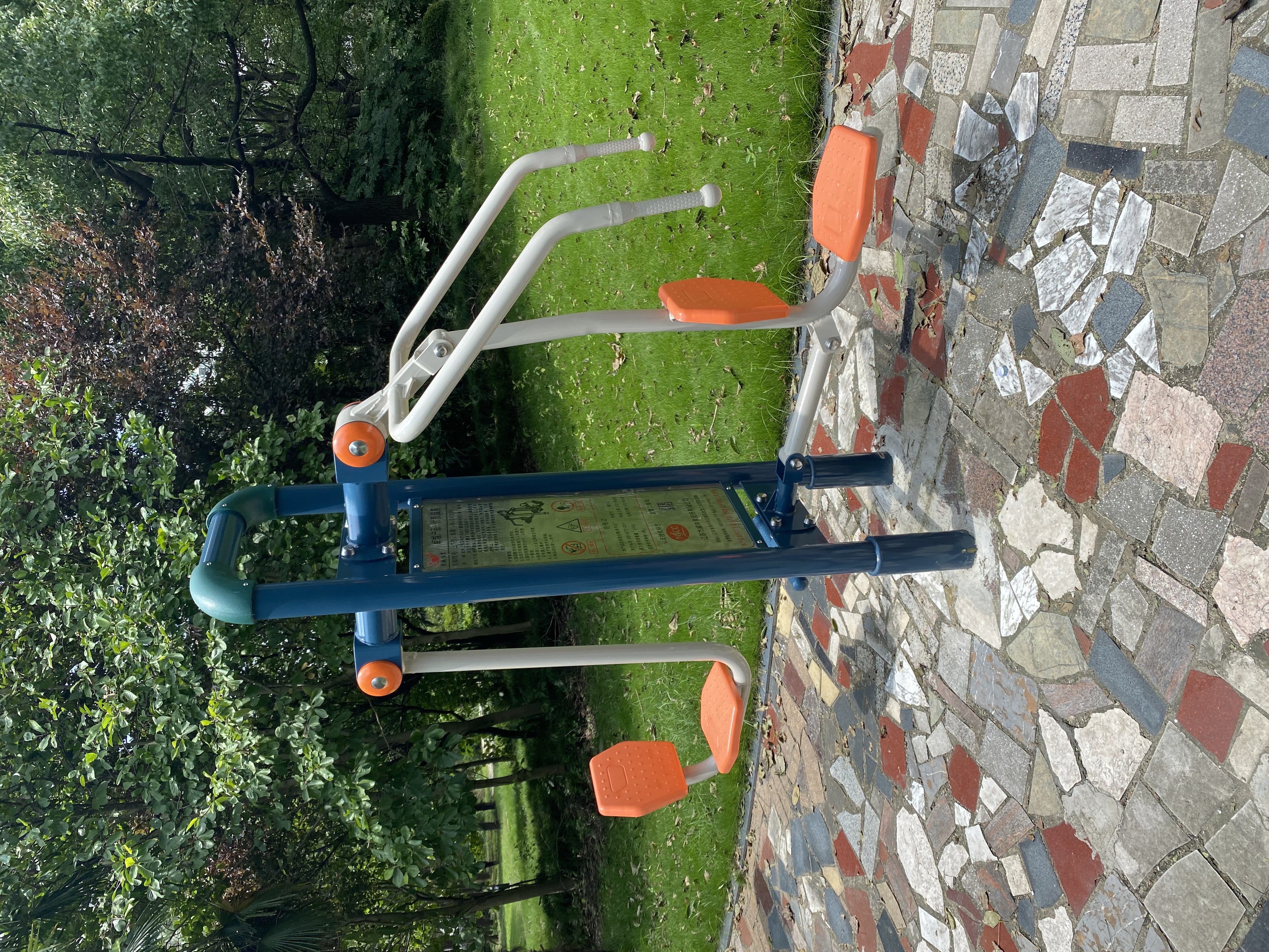 多功能訓(xùn)練器