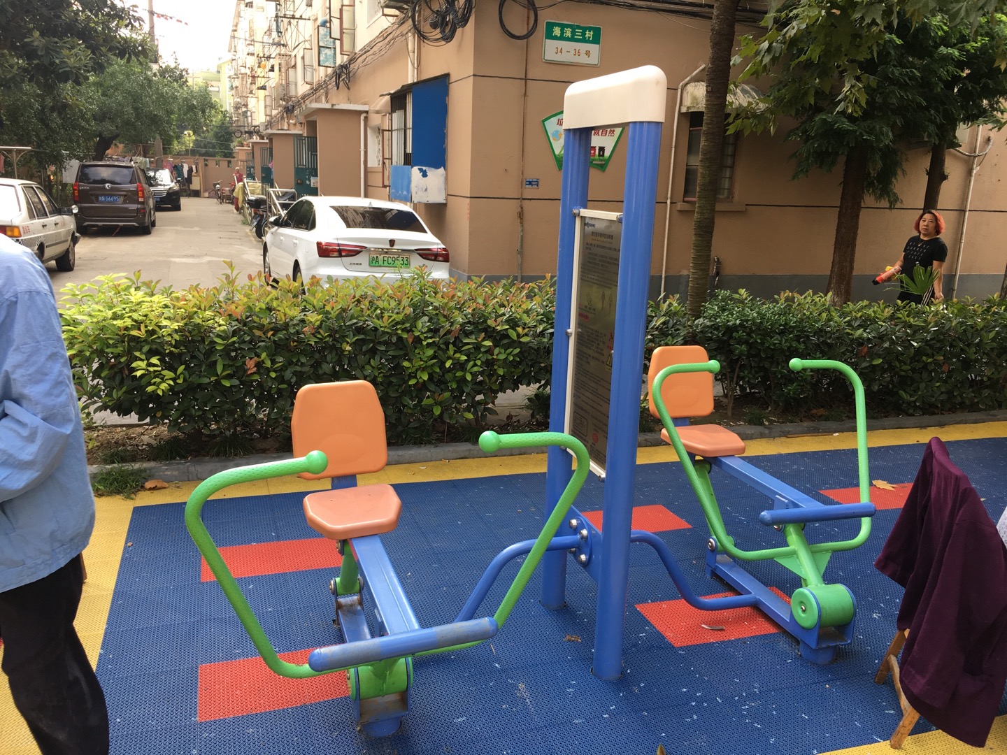 雙立柱平推平拉訓(xùn)練器