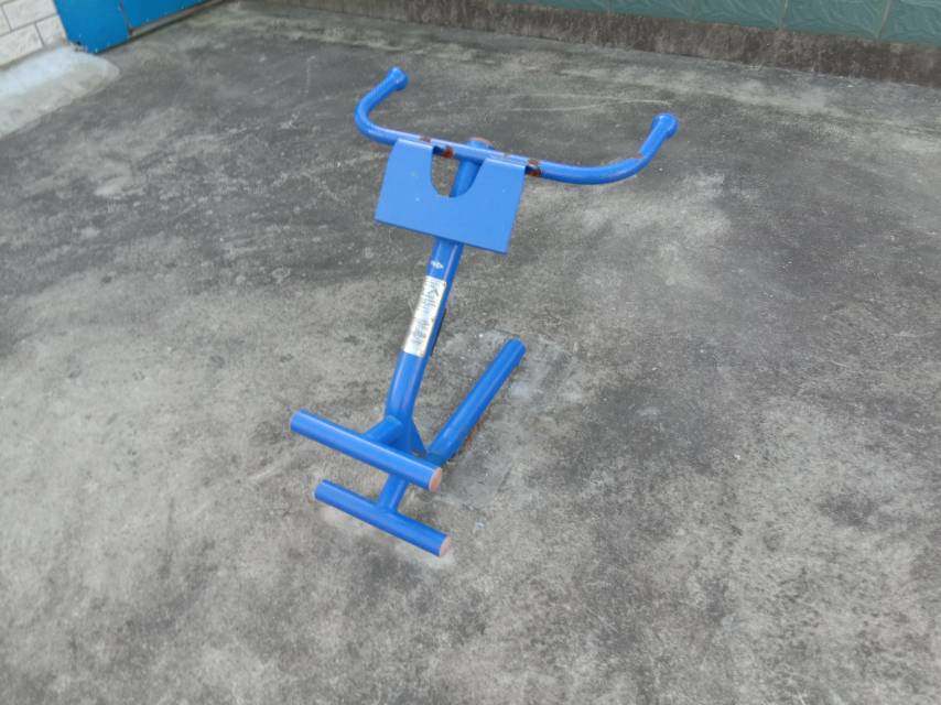 背肌訓(xùn)練器