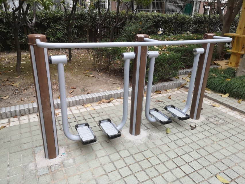 雙位太空漫步機(jī)