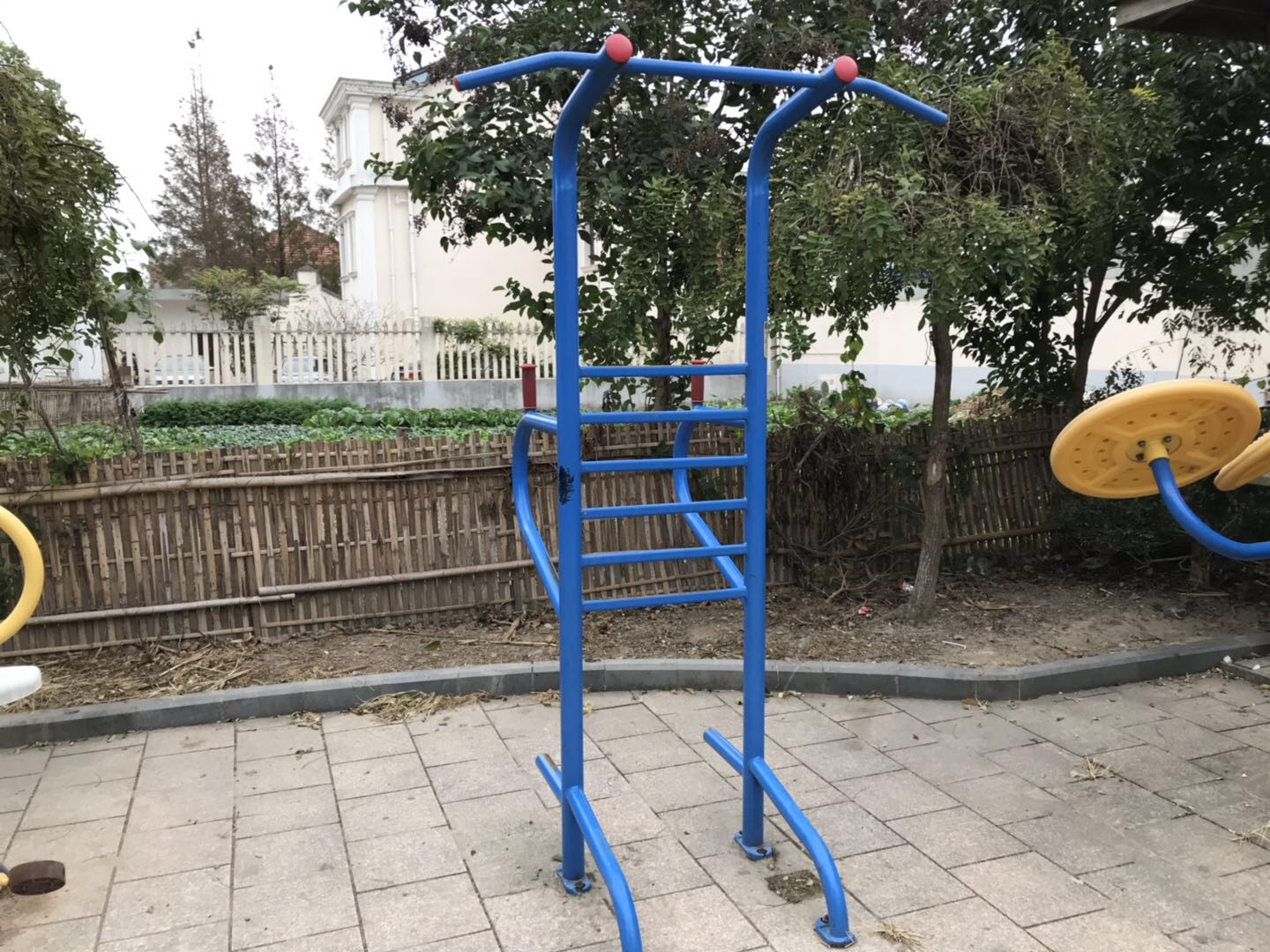 多功能訓(xùn)練器