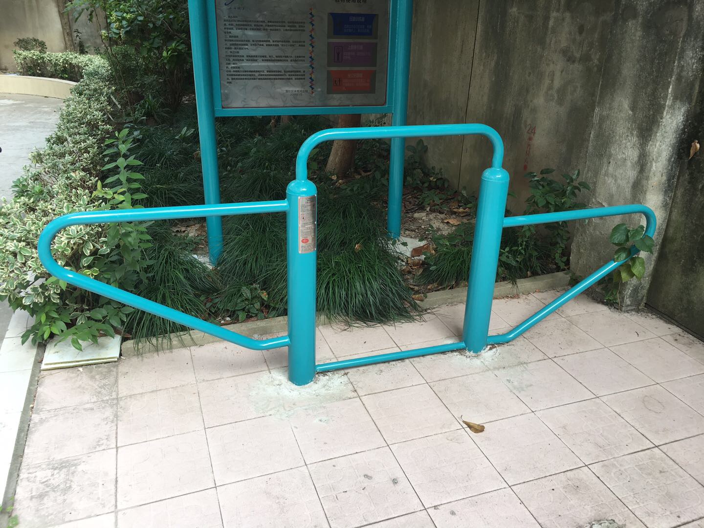 壓腿訓(xùn)練器