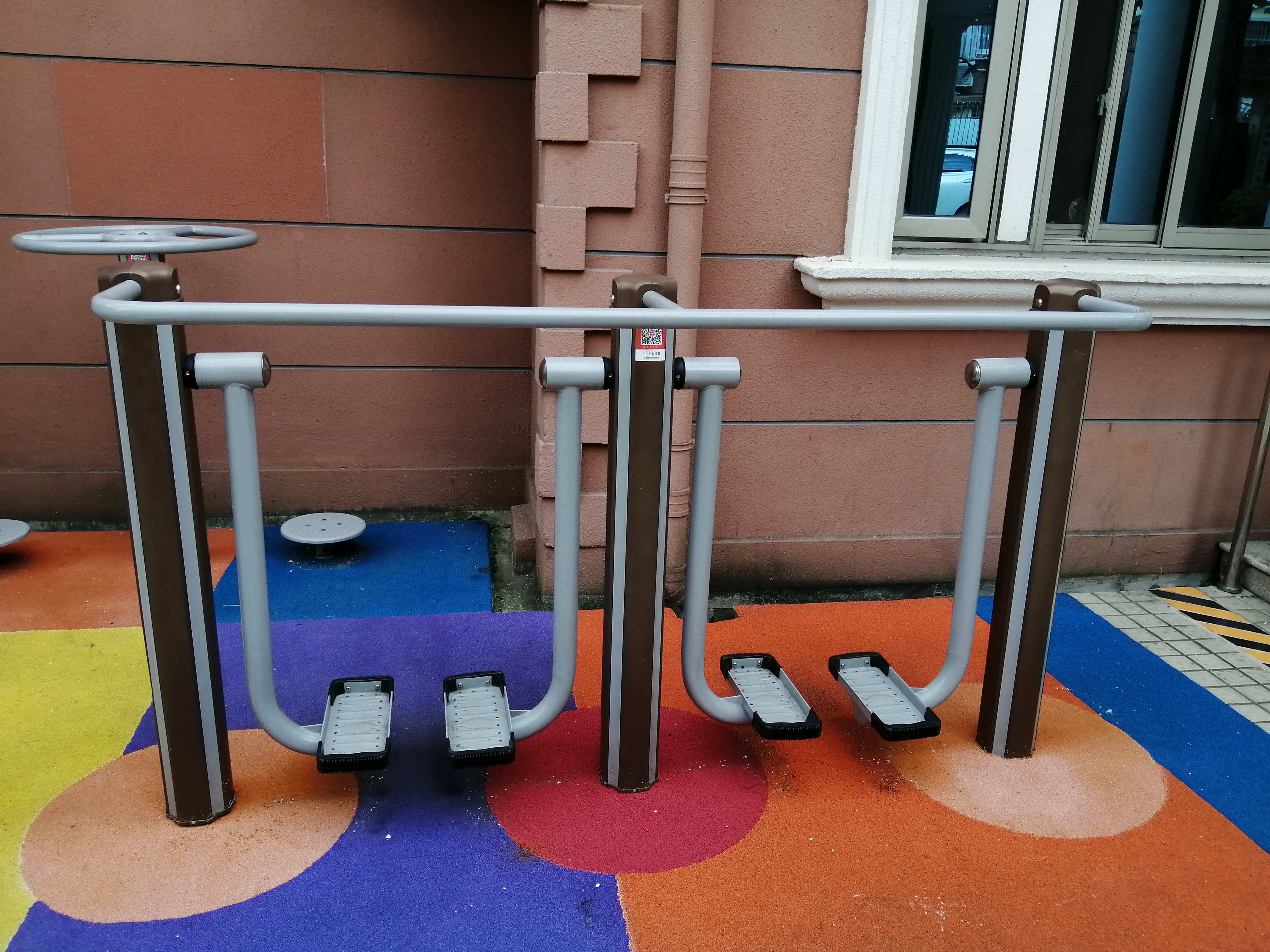 雙位太空漫步機(jī)