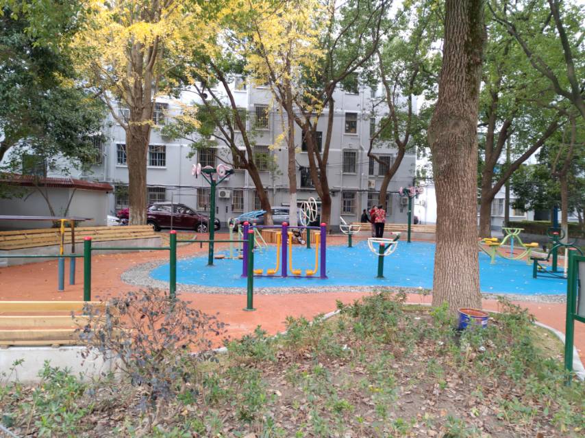 蕩灣社區(qū)健身苑