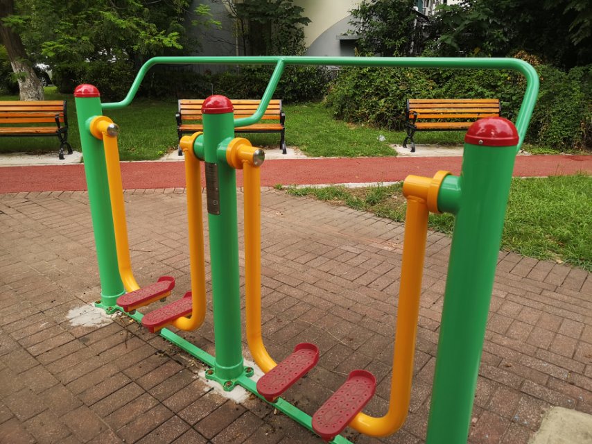 兩聯(lián)漫步機(jī)