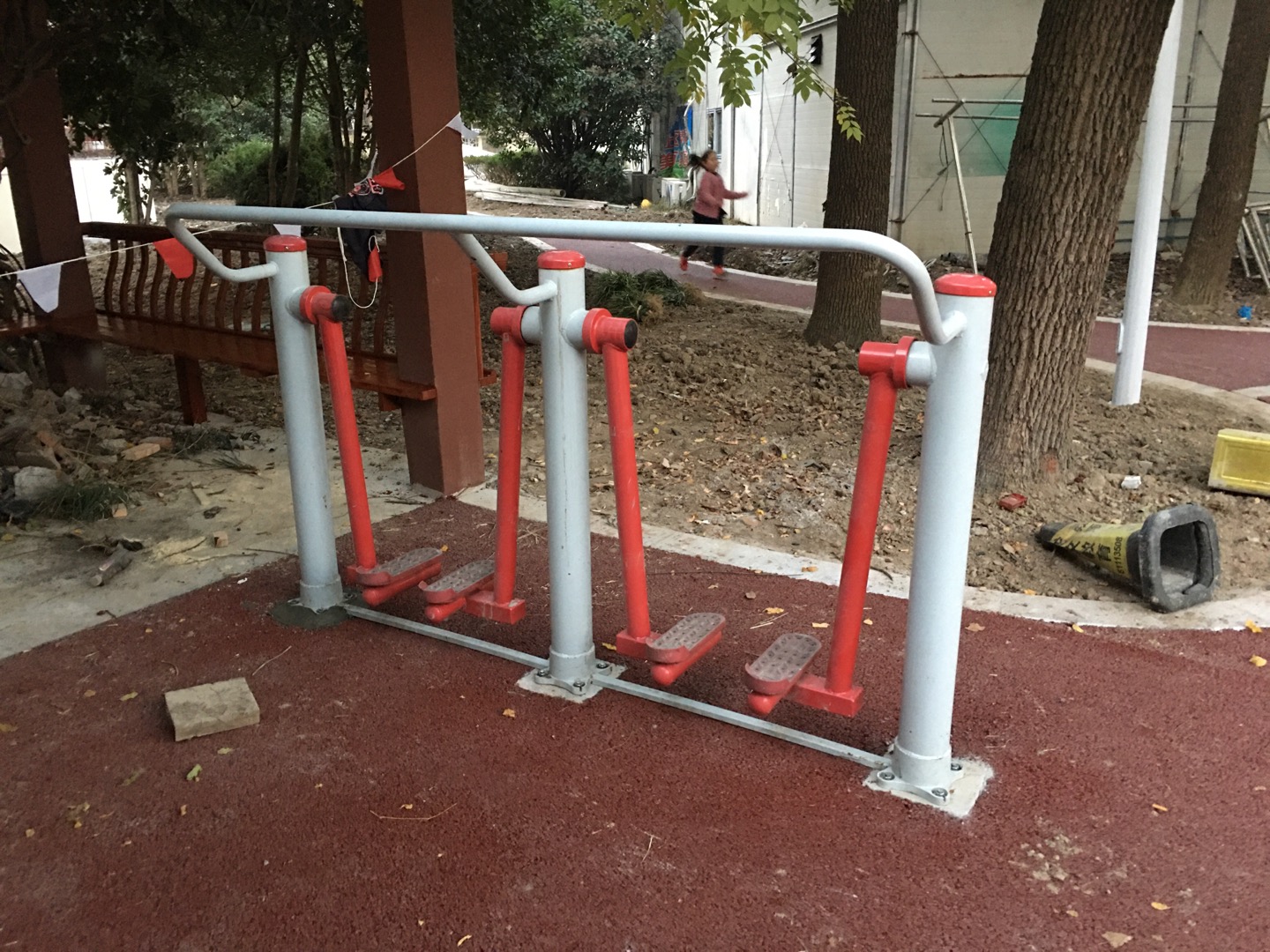 兩聯(lián)漫步機(jī)