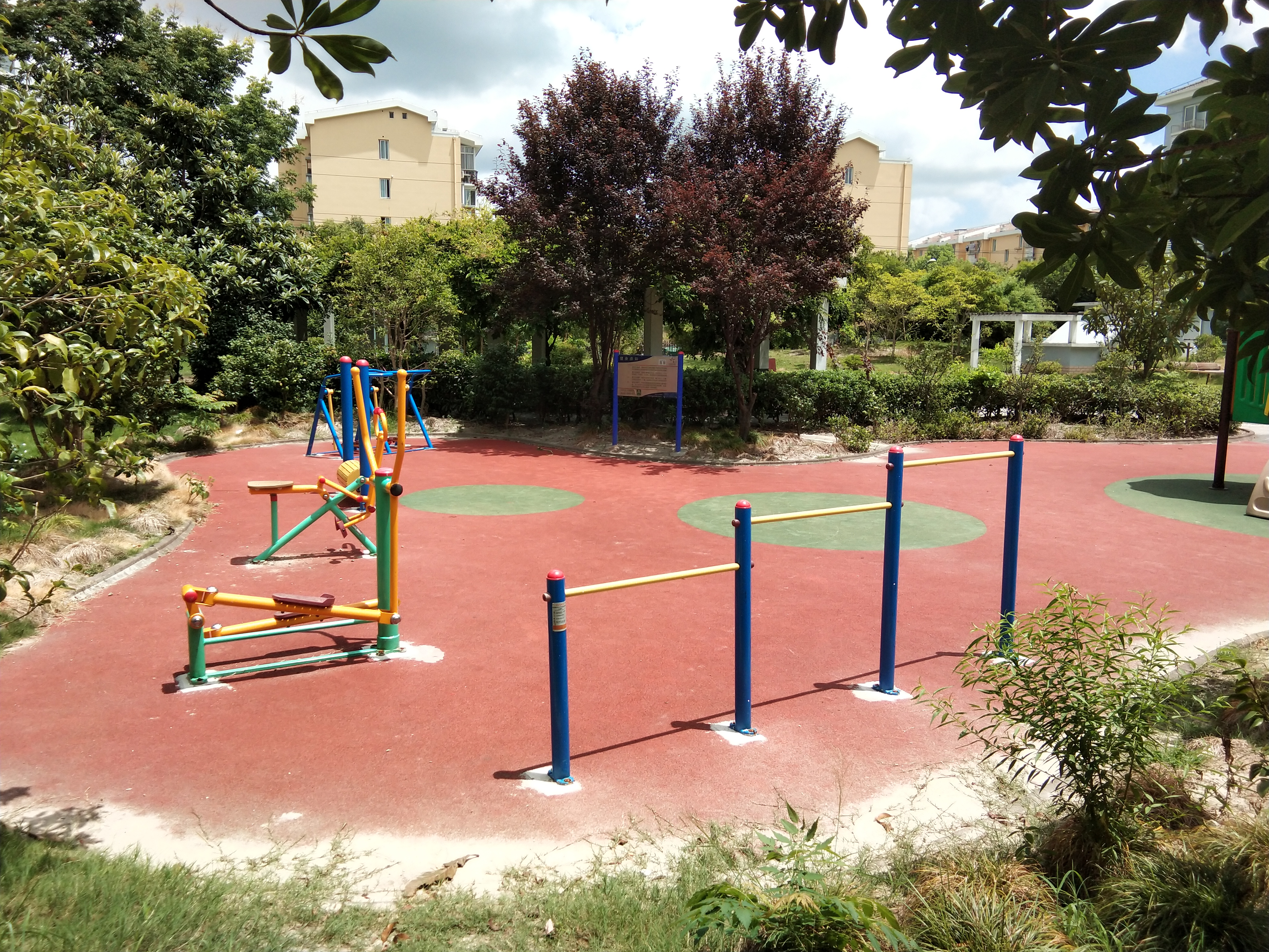 景舒苑一居A健身苑點