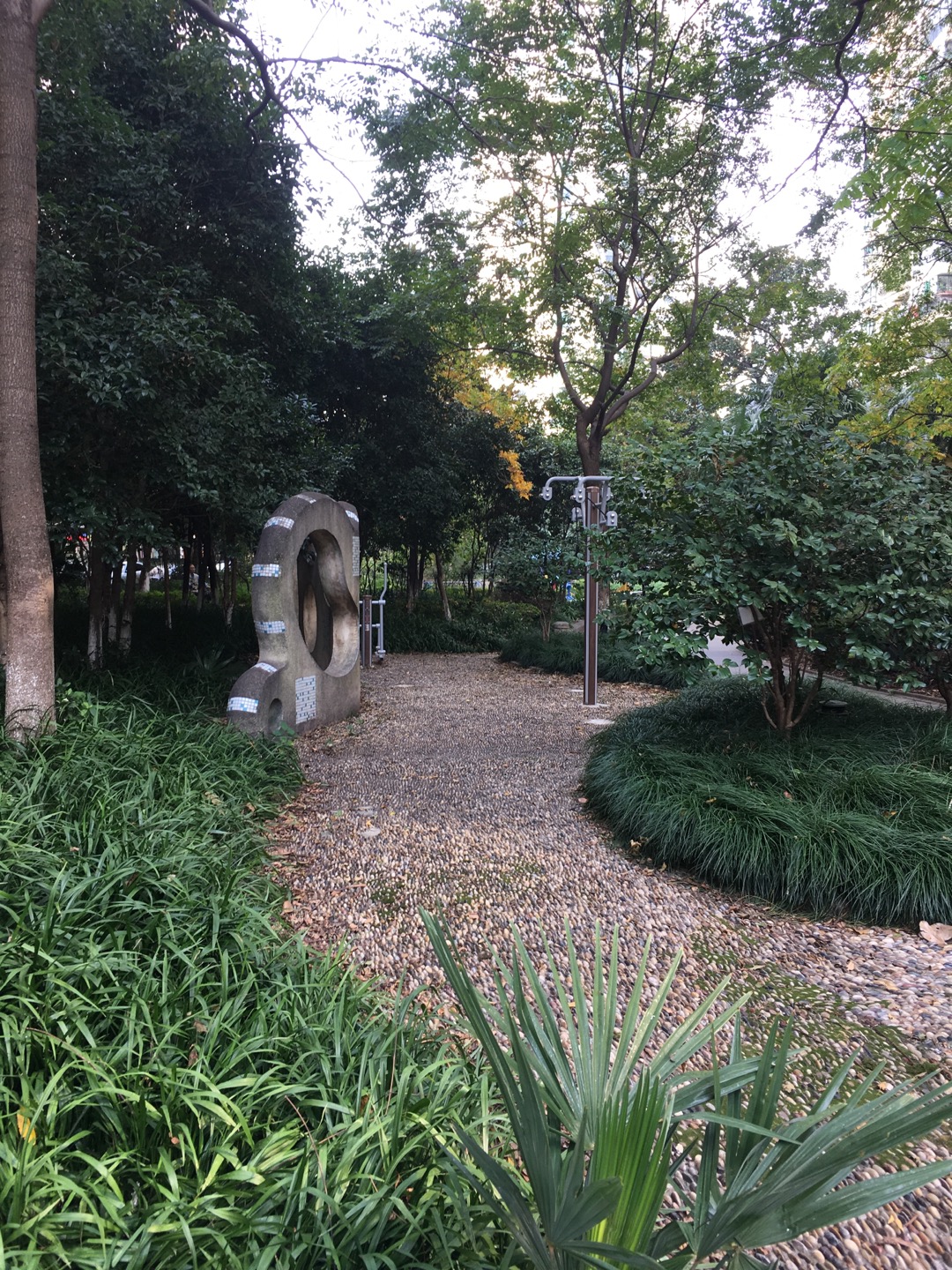 中遠(yuǎn)兩灣城健身苑點(diǎn)