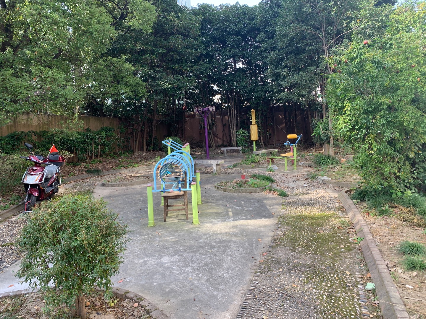 張家浜居委健身點(diǎn)2