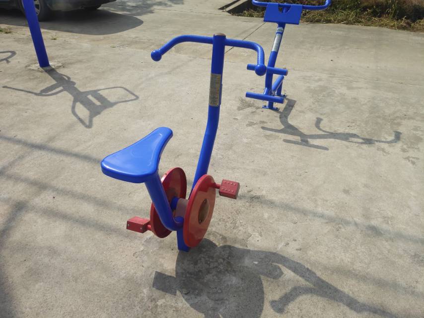 直立健身車(chē)