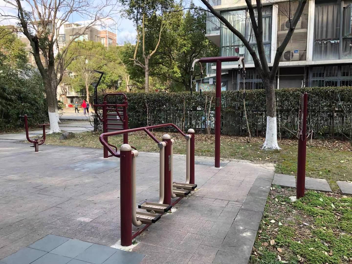 南奧園4號(hào)益智健身點(diǎn)