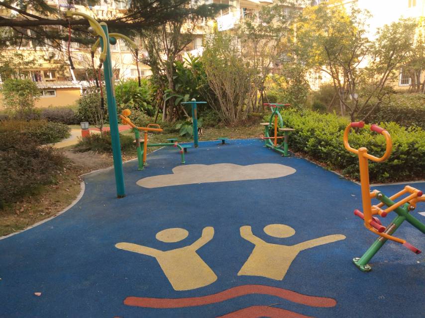 匯成三村健身點(diǎn)