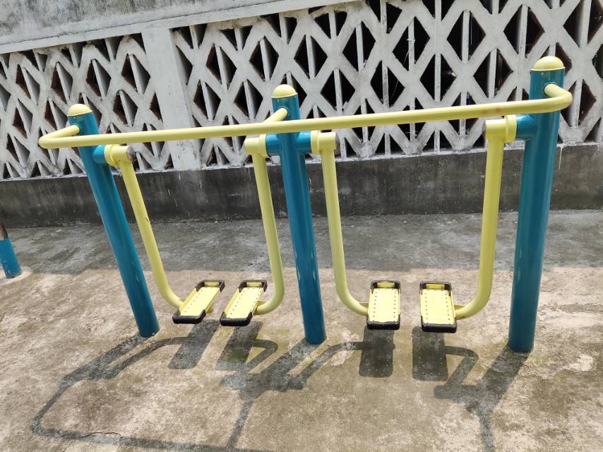 雙位太空漫步機(jī)