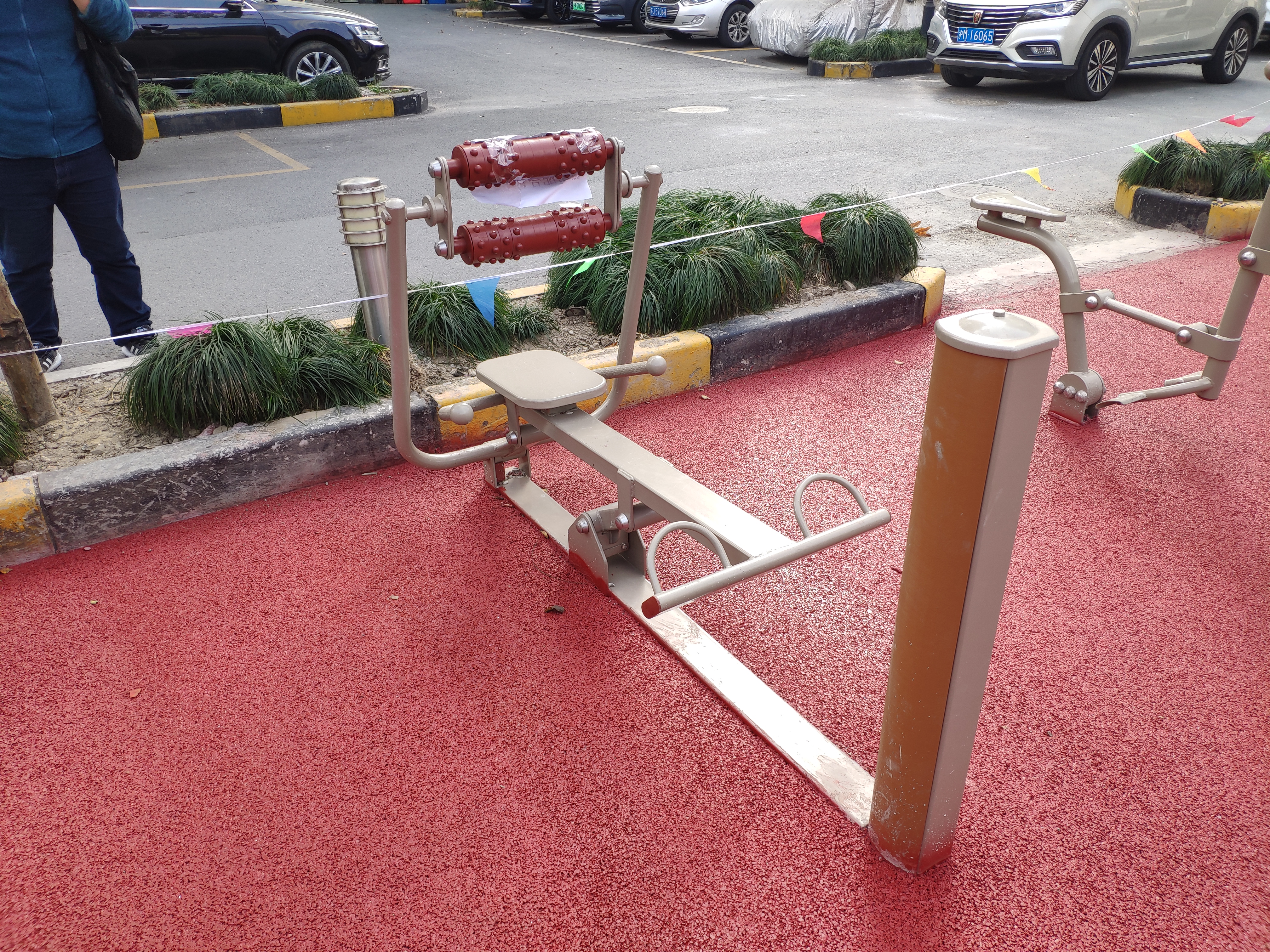 腹背屈伸訓(xùn)練器