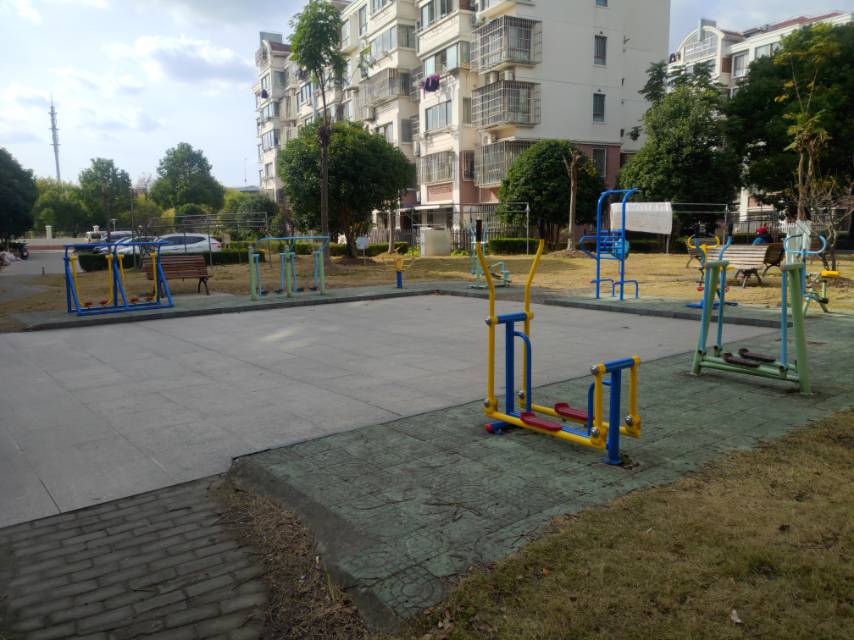 江益居委健身苑點