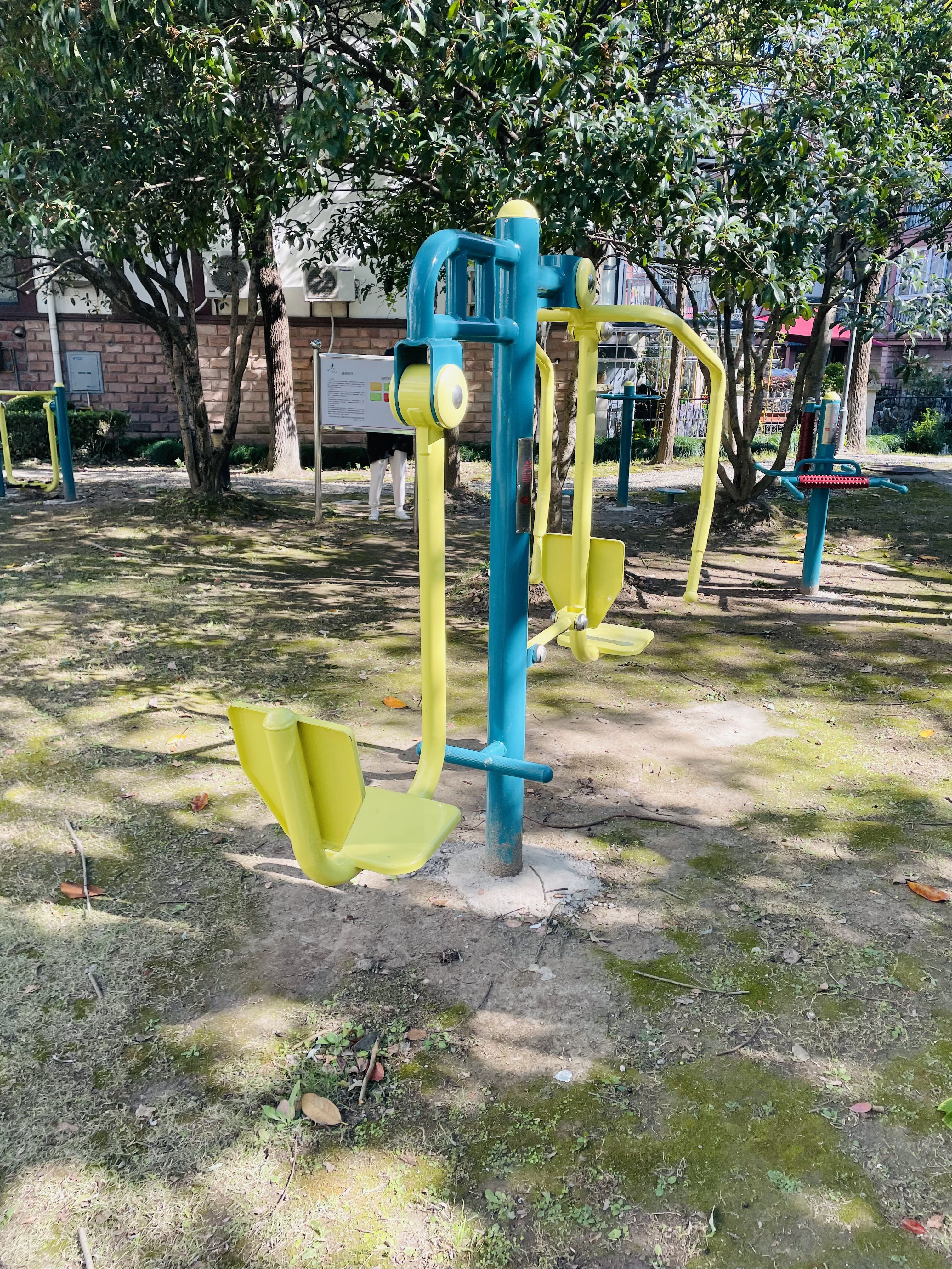 上下肢訓(xùn)練器