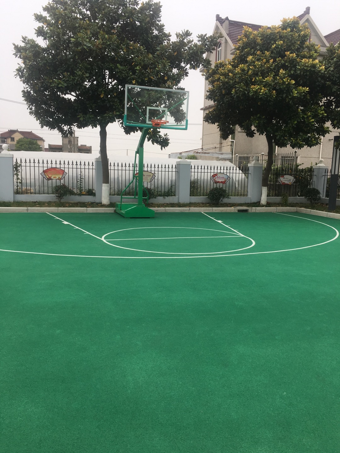 欣河村籃球場(chǎng)