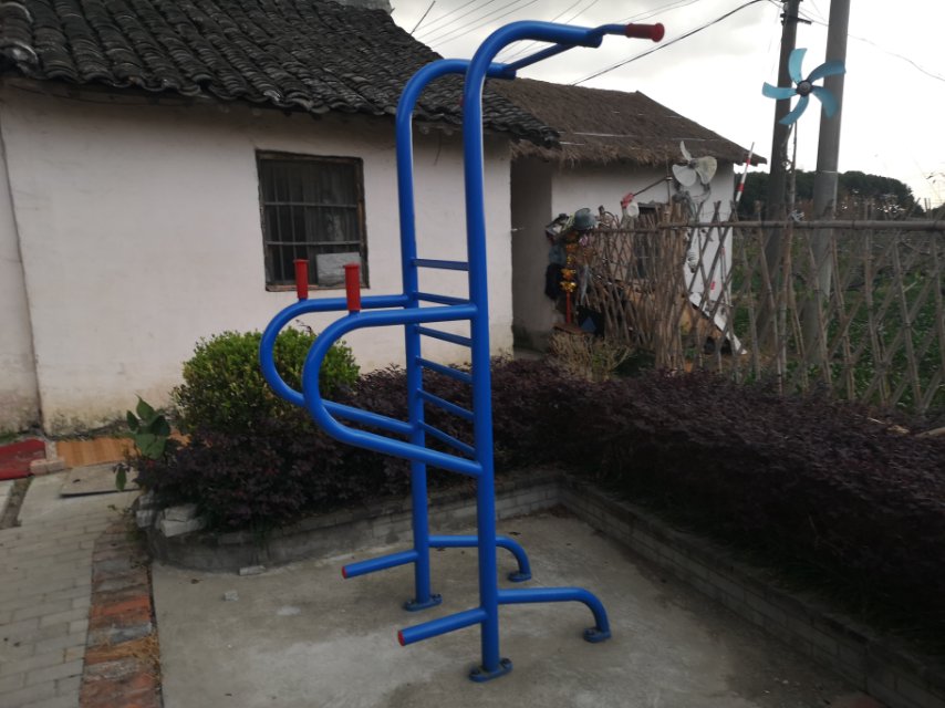 多功能訓(xùn)練器