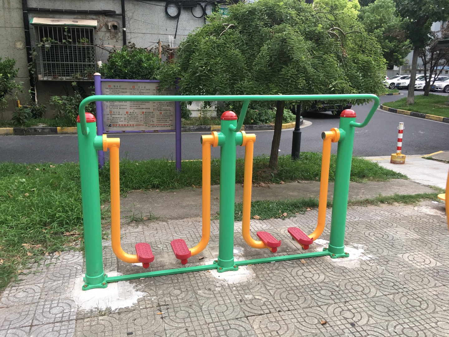 兩聯(lián)漫步機(jī)