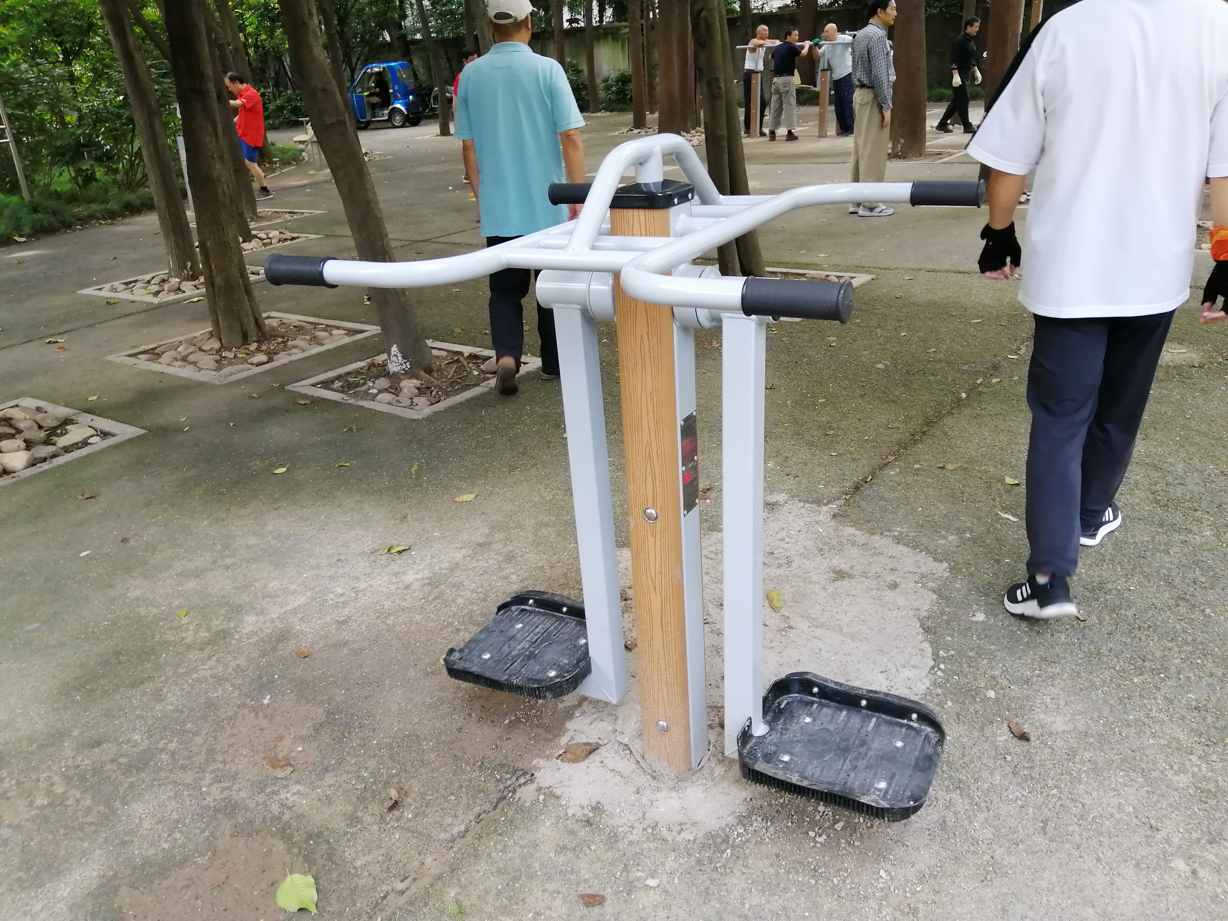 雙位鐘擺訓(xùn)練器