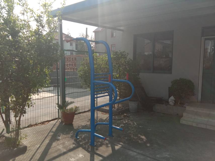 多功能訓(xùn)練器