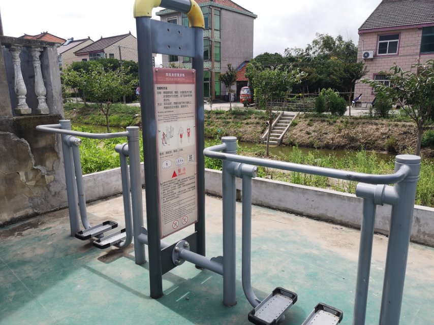 雙位太空漫步機