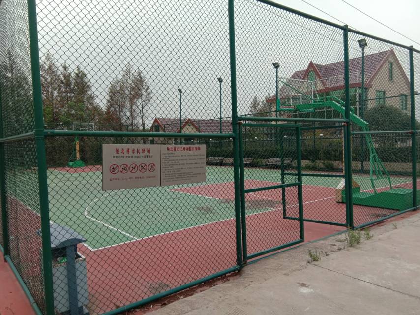 堡北村10隊籃球場