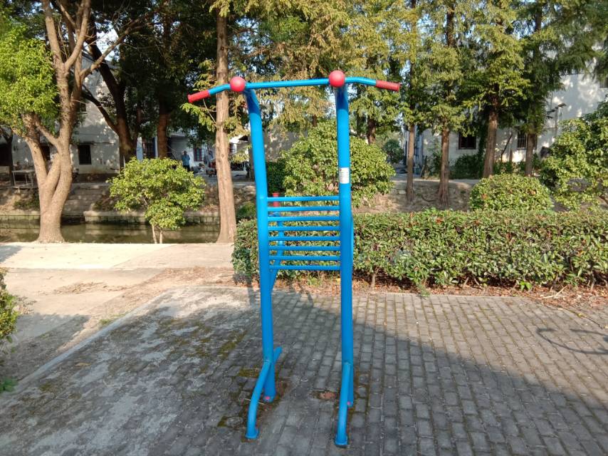 多功能訓(xùn)練器