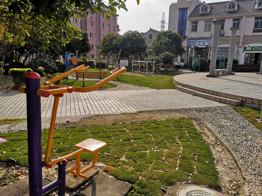 湯巷中心村80號