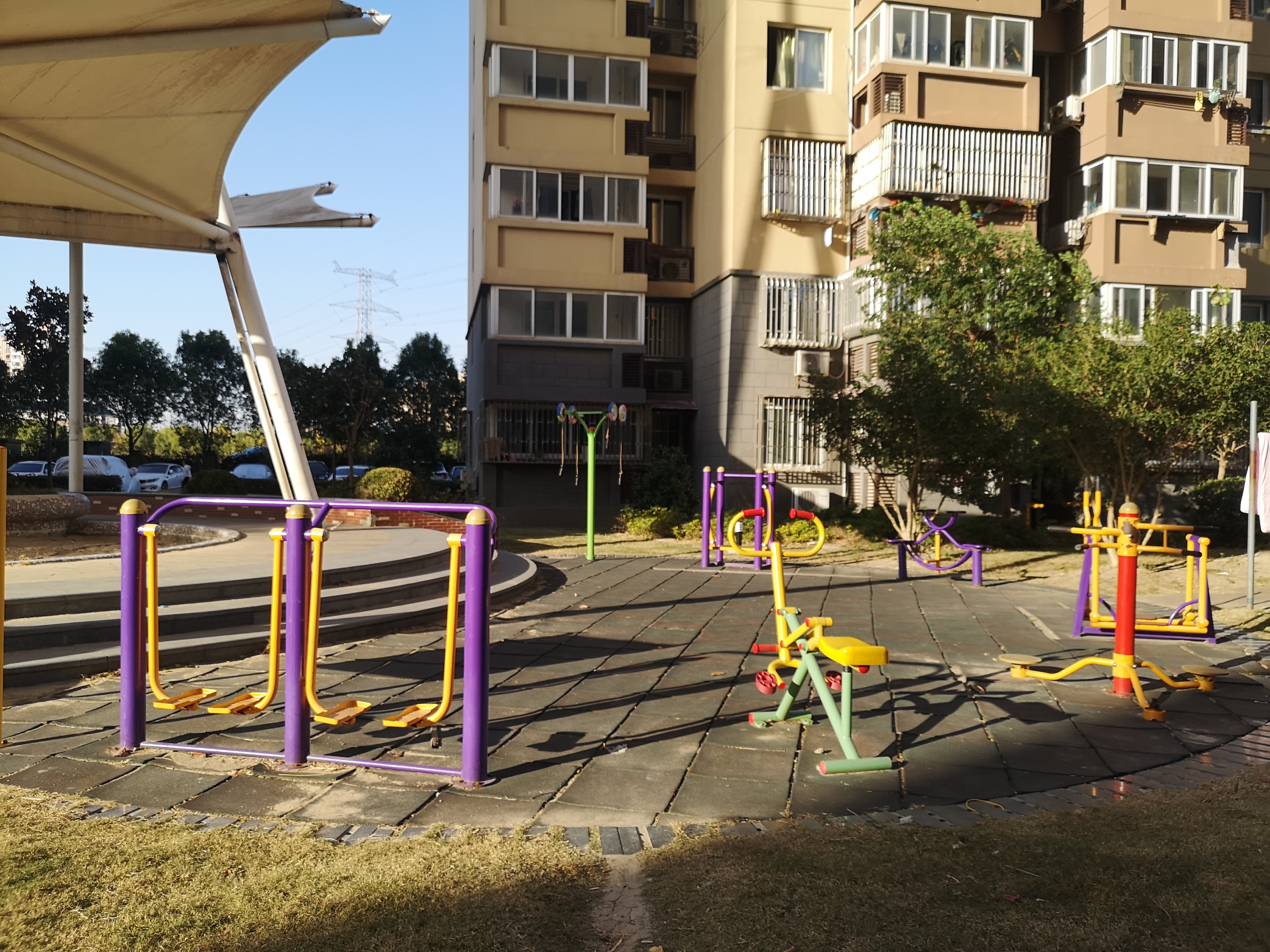 東區(qū)東茗苑健身苑點