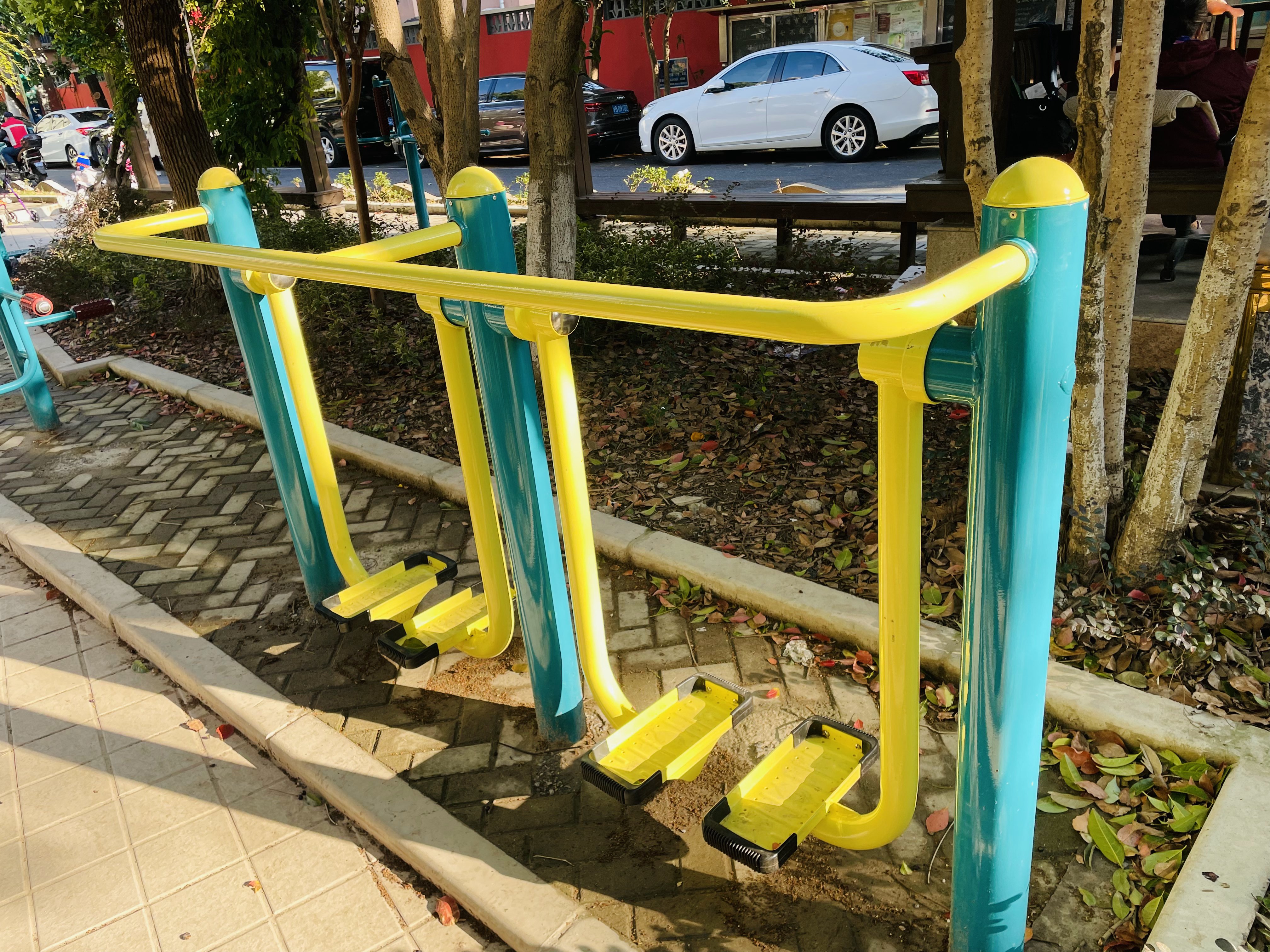 二位智能太空漫步機(jī)