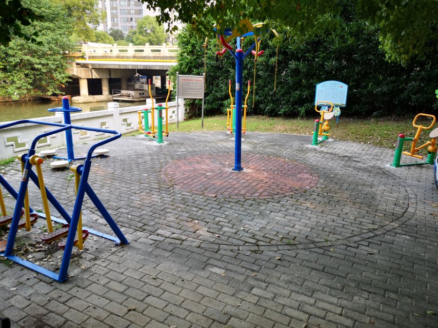 蓮蒲府邸居委健身苑點(diǎn)A