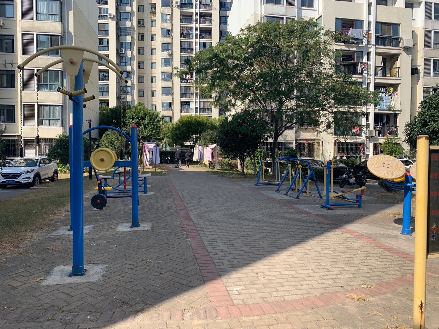 浦東新區(qū)高東鎮(zhèn)新高苑第三居委會健身苑點2