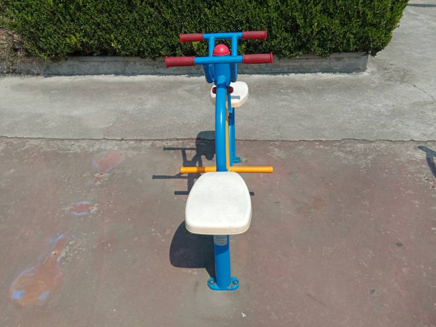 下肢康復(fù)器