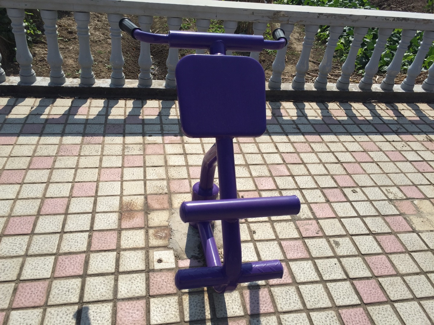 背肌訓(xùn)練器