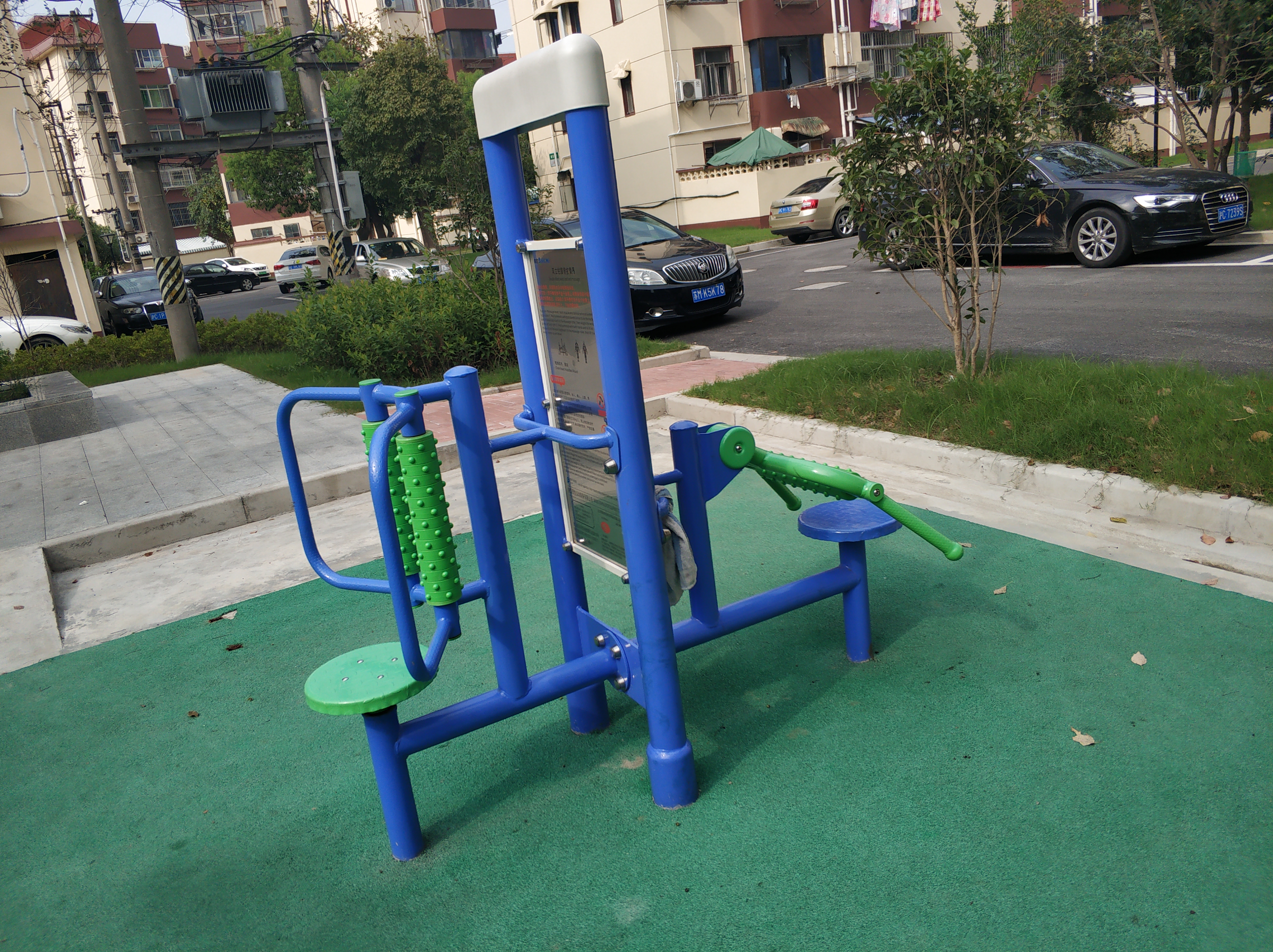 雙立柱腰背按摩器