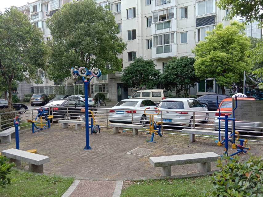 徐行社區(qū)泰宸家園健身點(diǎn)