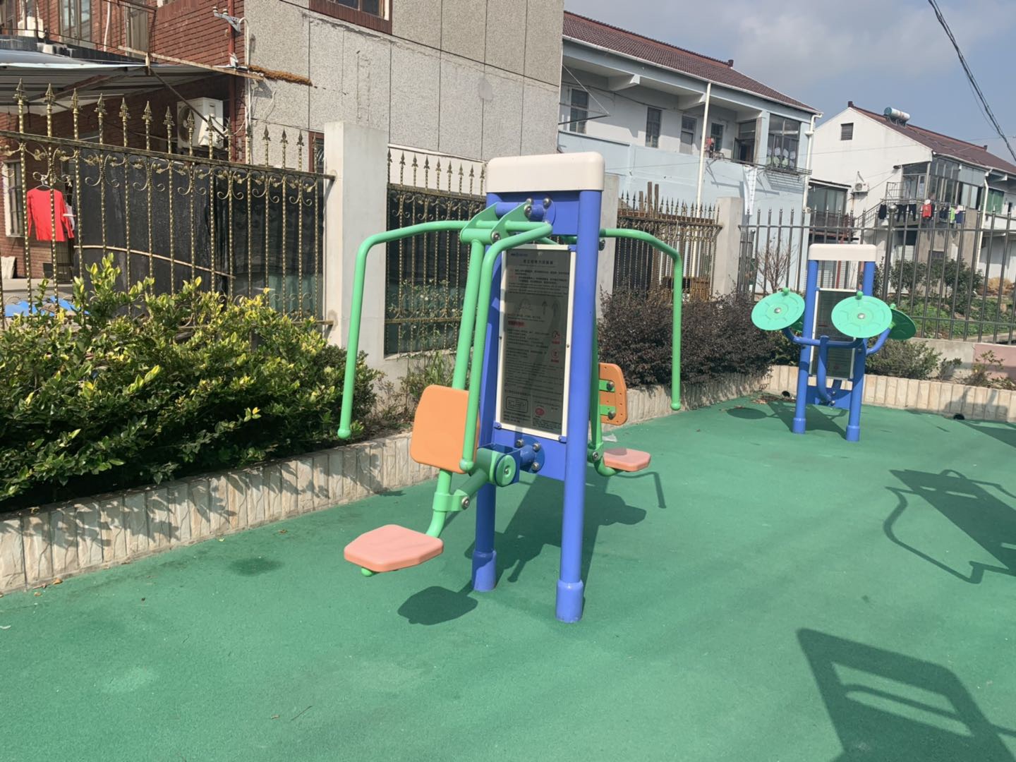 雙立柱推力訓(xùn)練器