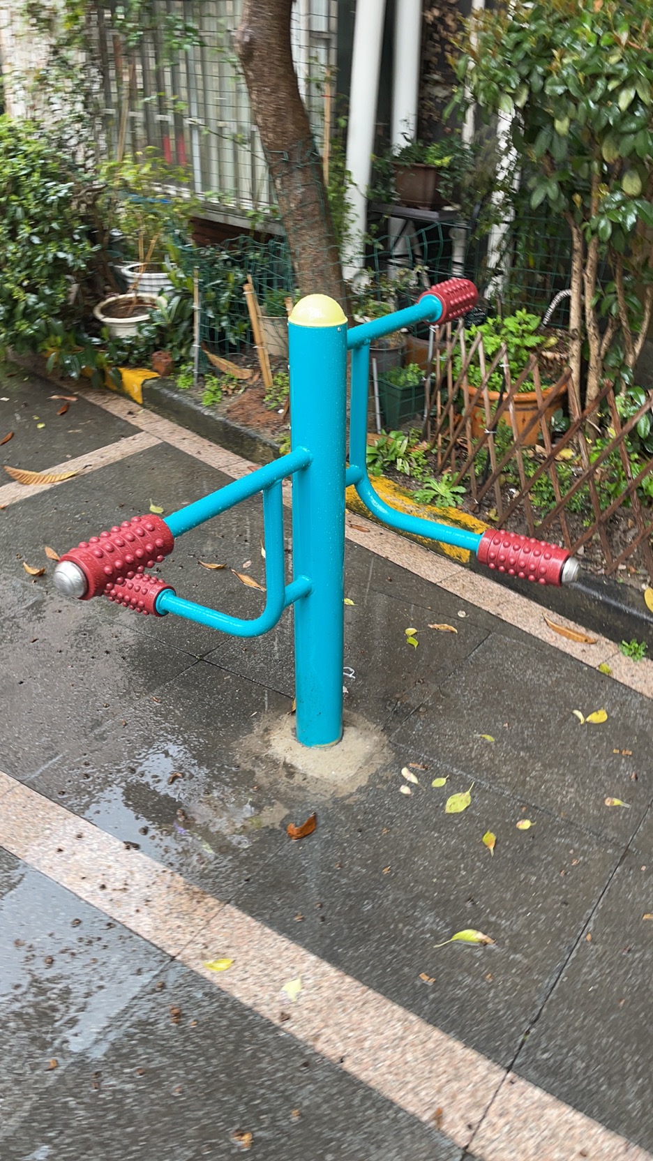 四級壓腿按摩器